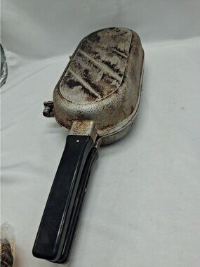 Vintage Aluminum Guardian Service Ware double-sided "flip fry" skillet
